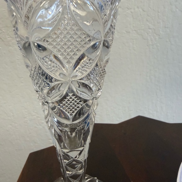 Vintage McKee Pattern Cut Crystal Glass Trumpet Elegant Vase - Picture 4 of 9